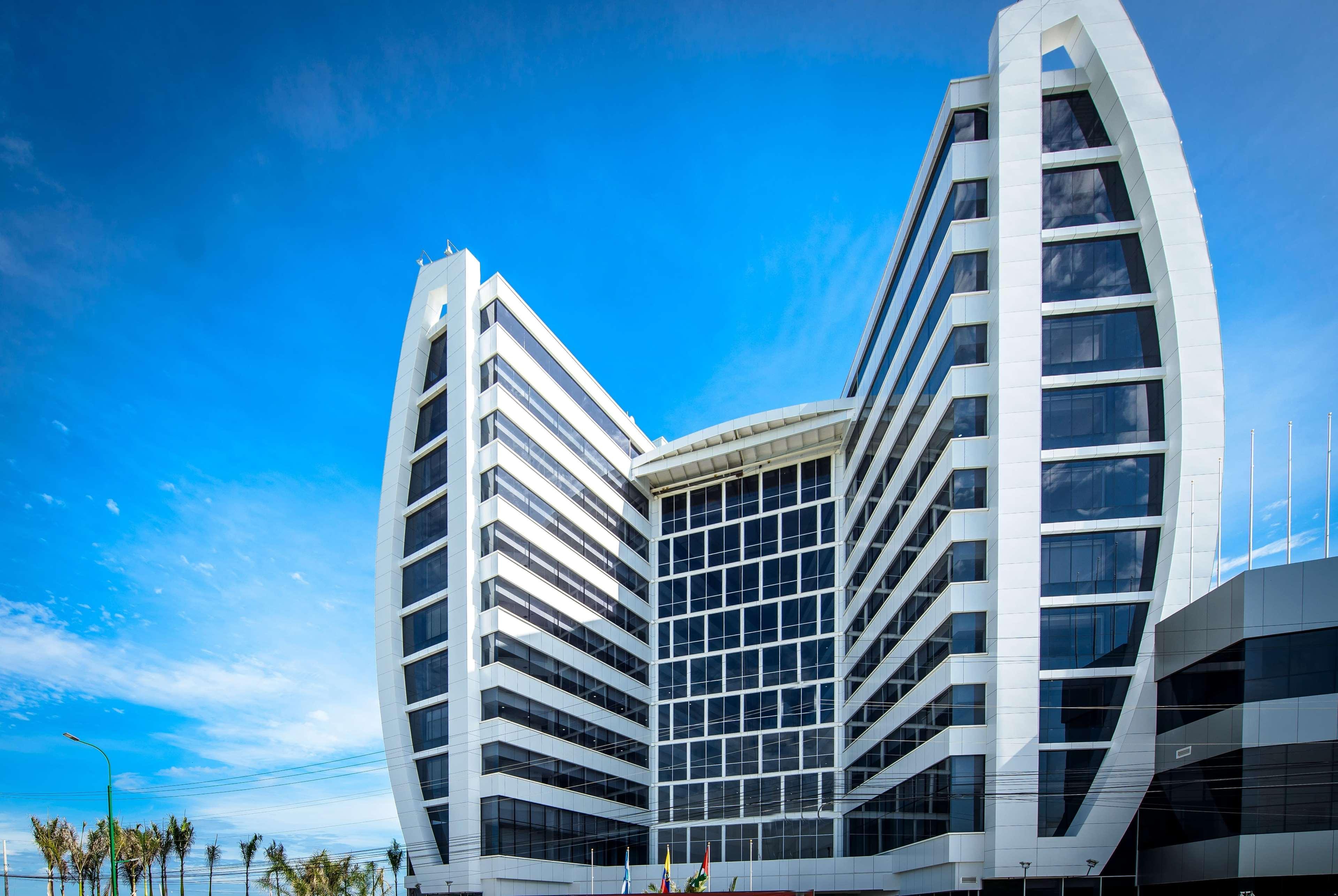 Wyndham Manta Sail Plaza Hotel And Convention Center Exterior foto